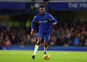 记者：那不勒斯与切尔西保持接触，准备1500万镑报价巴迪亚西勒
